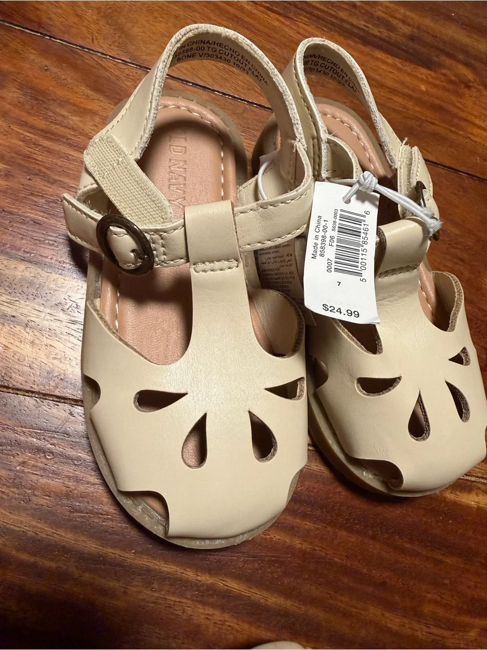 Old Navy  T-Strap Sandals - Comfortable Everyday Wear